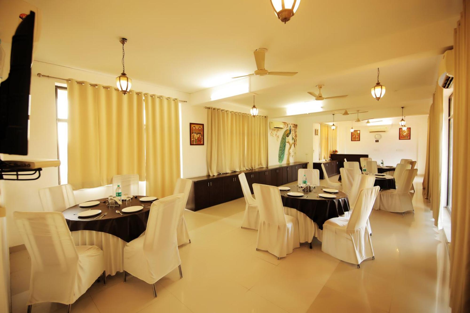 The Park Classic Udaipur Extérieur photo